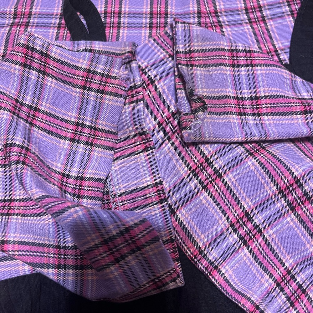 Plaid SO Pants & Black Ribbed Tank Bundle | Size 3 & Small - Picture 3 of 8